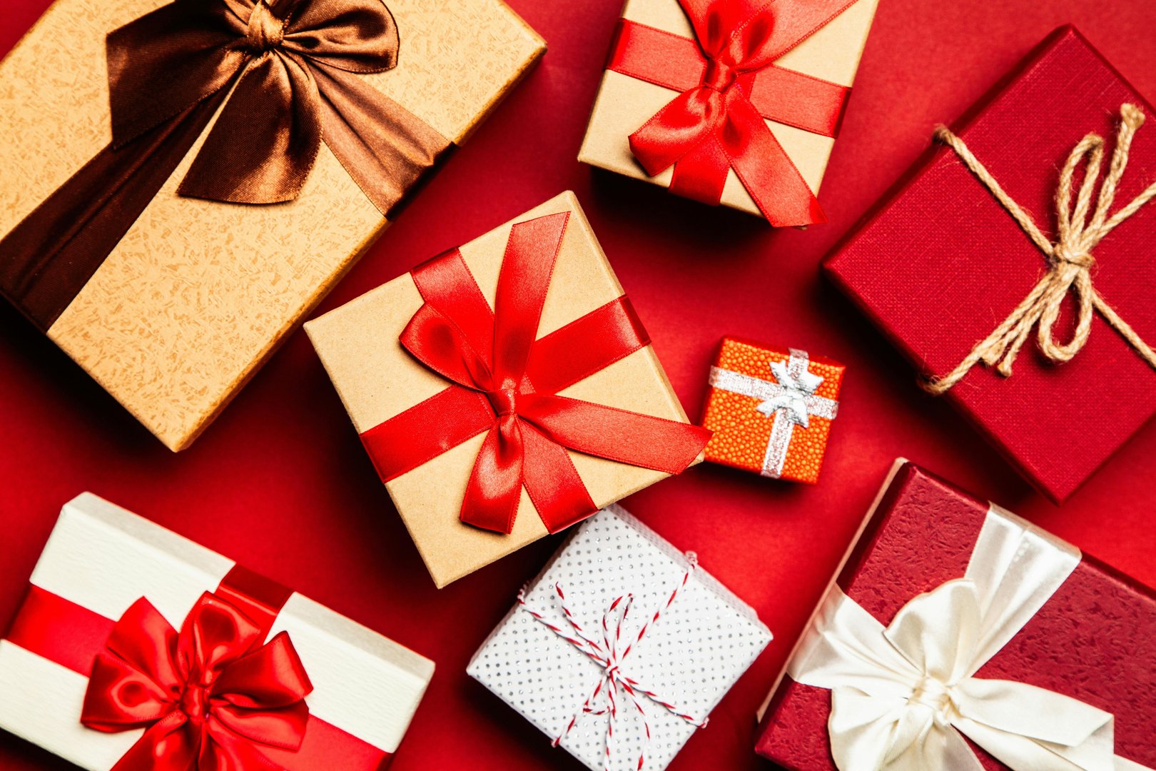 Wholesale Gift Boxes: Exploring Market Trends and Innovative Designs